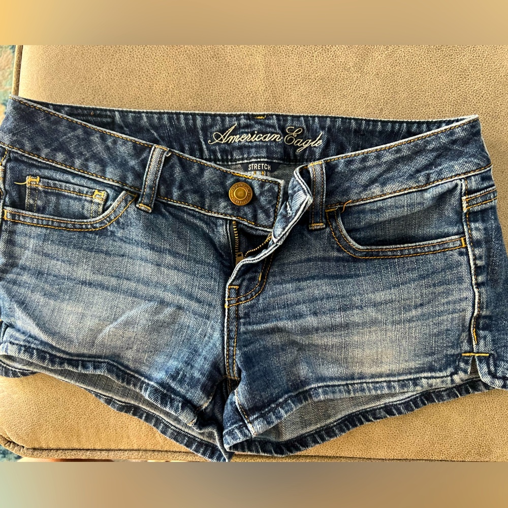 American Eagle stretch shorts